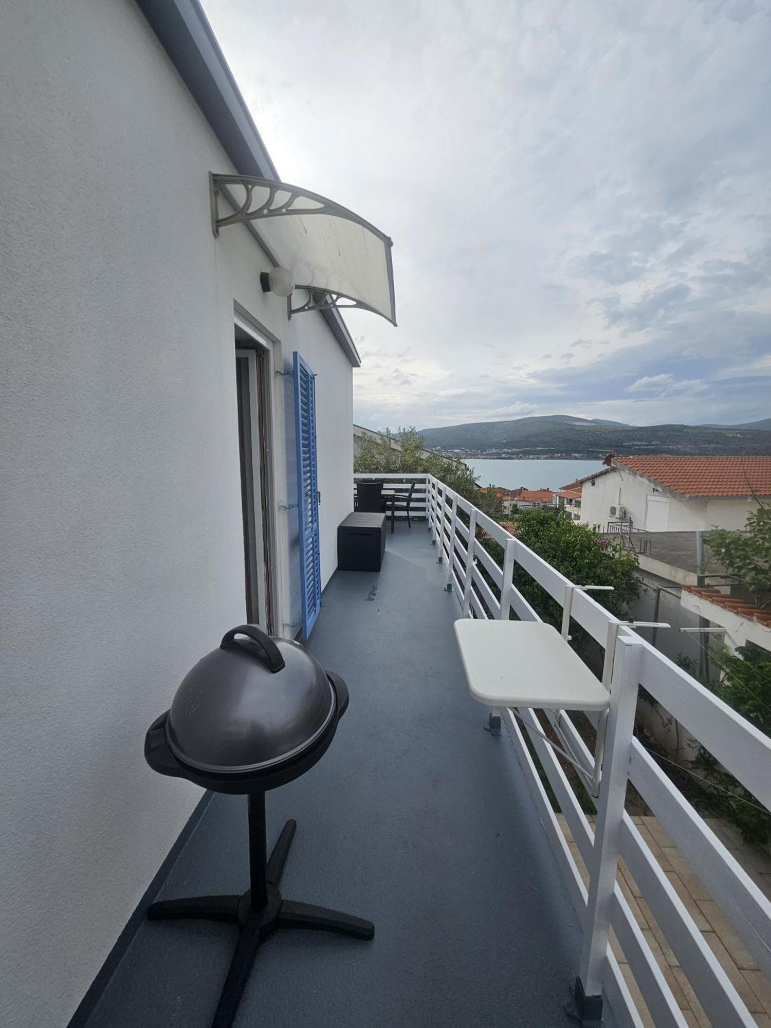 Apartment Tina Трогир Экстерьер фото